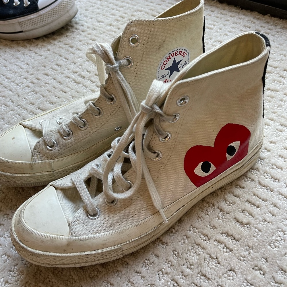 Comme des Garçons PLAY Unisex converse